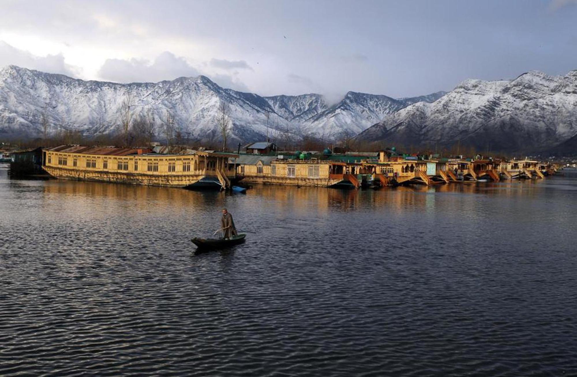 Bed and Breakfast Houseboat Dunhill Srīnagar Exterior foto